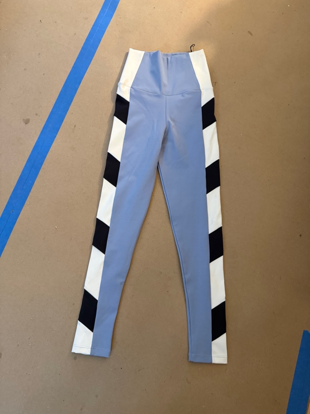 Woman’s  NWT Colorblock Active Leggings - Light Blue, Black & White